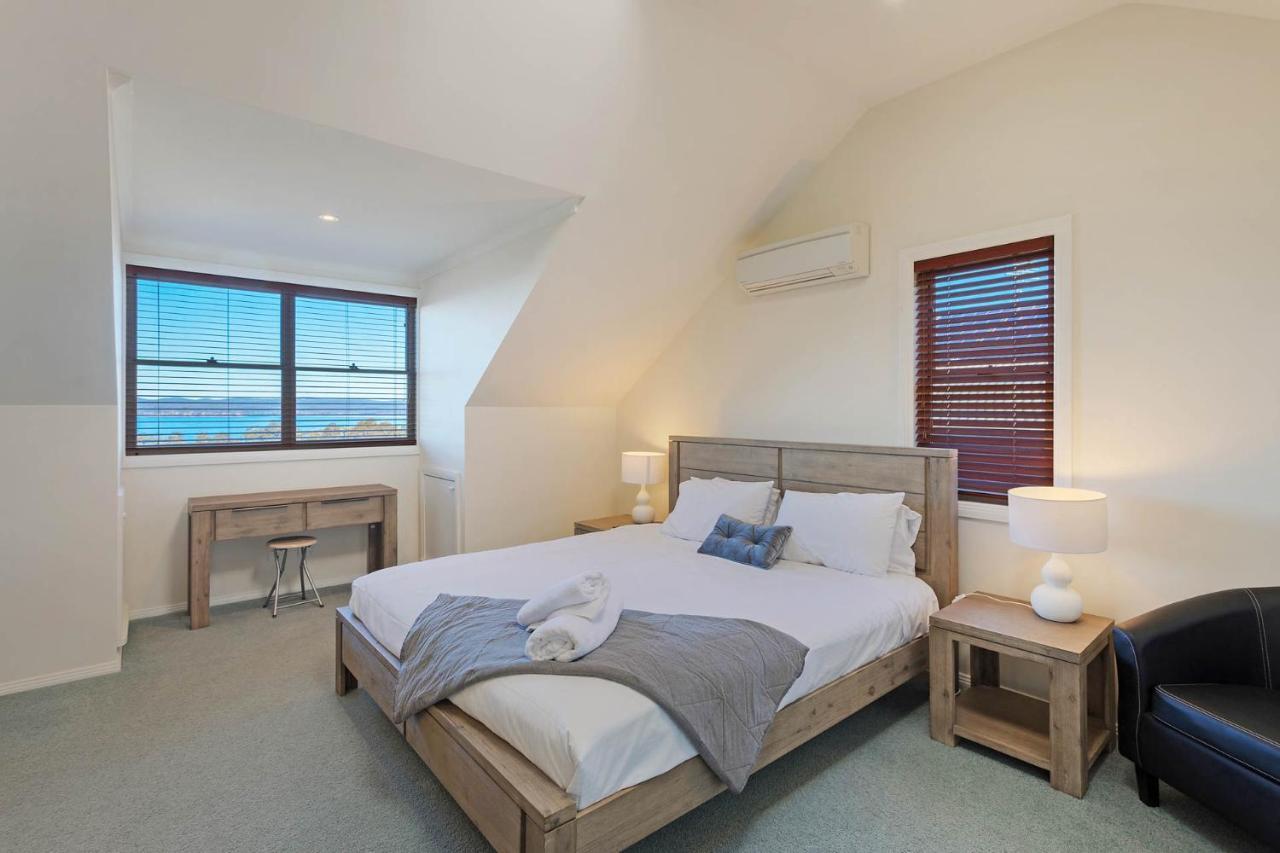 Whale Cove Circuit Villa Идън Екстериор снимка
